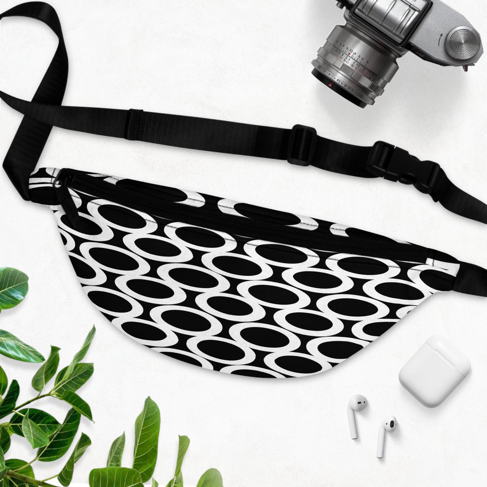 Trendy Black and White Fanny Pack, Chic Belt Bag for Festivals, Travel, Everyday Use, Stylish Accessory, Gift for Her - Image 3