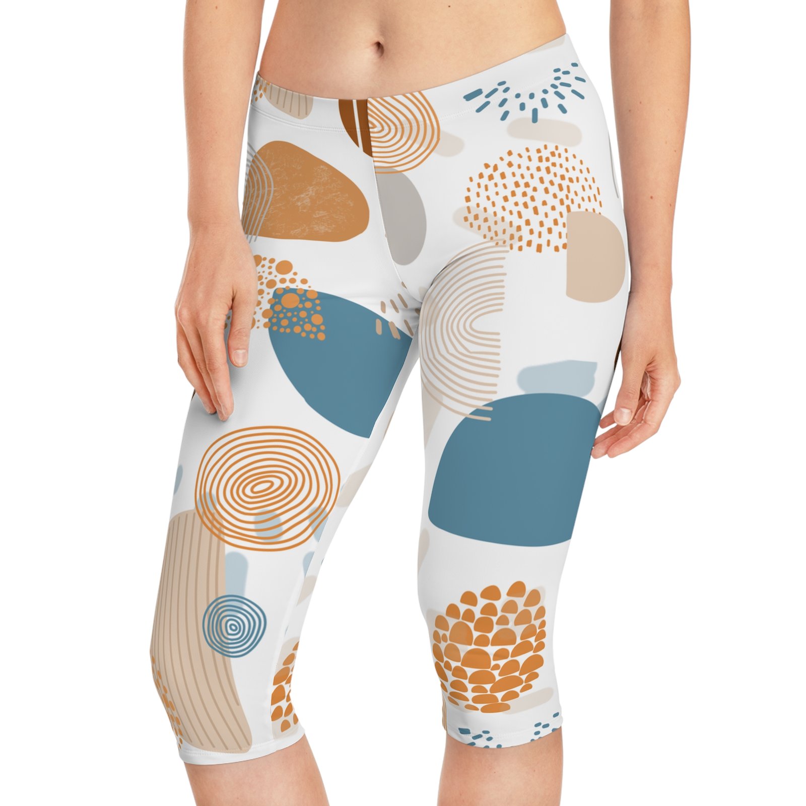 Chic Abstract Print Women's Capri Leggings, Stylish AOP Fitness Pants, Trendy Leisure Wear, Yoga, Casual Outfit - Image 3