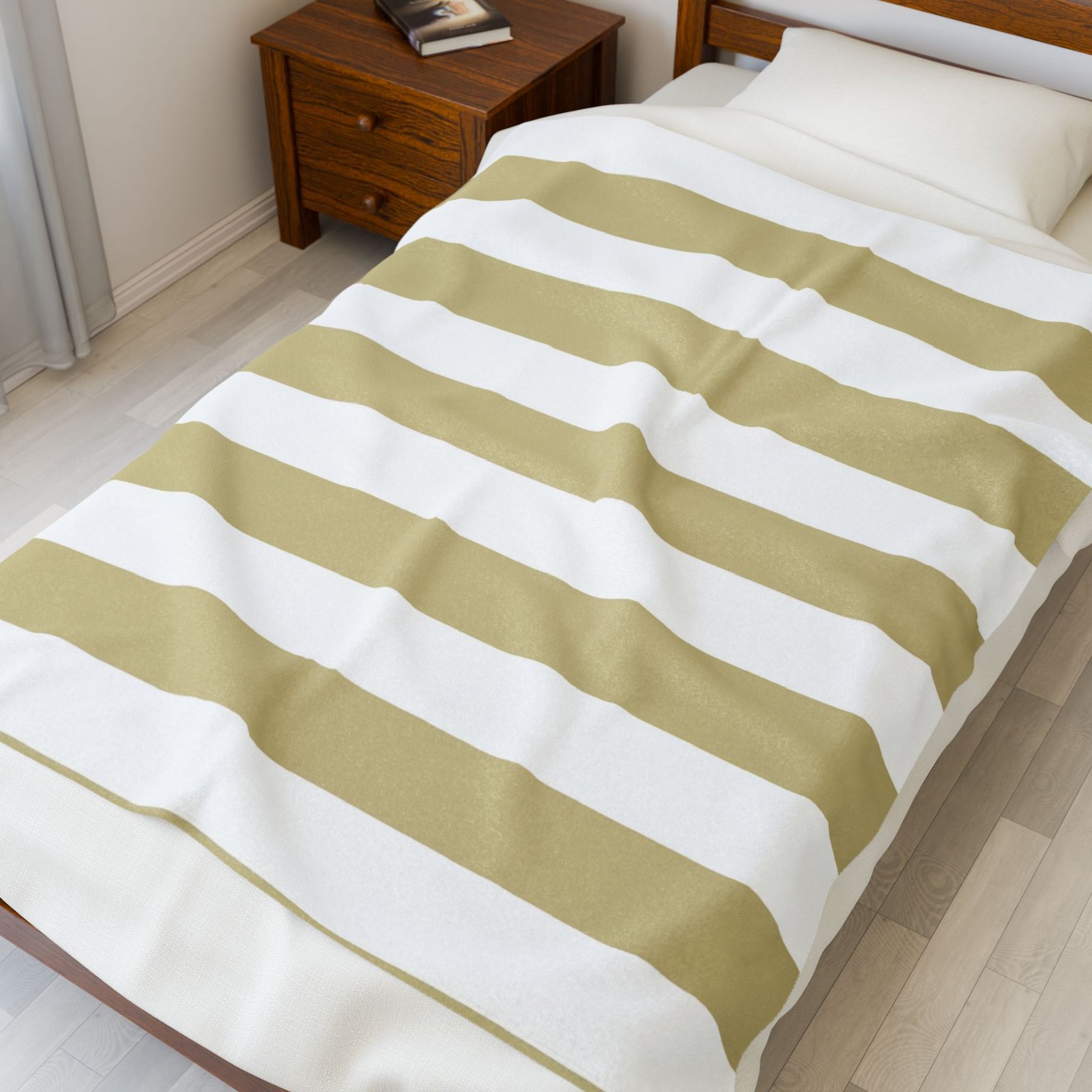 Cozy Velveteen Plush Blanket – Soft Striped Throw for Home Décor, Gift for Any Occasion, Perfect for Snuggling - Image 3