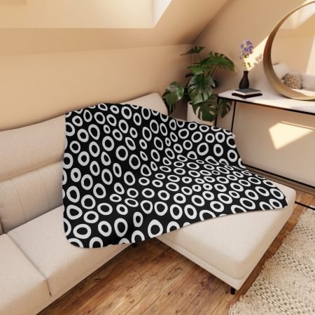 Cozy Tan Sherpa Blanket | Soft Throw for Home, Warm Blanket for Winter, Ideal Gift for Everyone, Perfect for Couch, Picnic, Travel