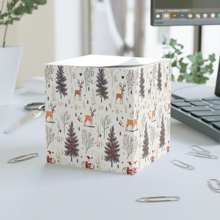 Winter Wonderland Note Cube, Holiday Notepad, Seasonal Memo Pad, Gift for Teachers, Festive Office Decor