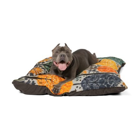 Cozy Nature Print Pet Bed | Autumn-Inspired Dog/Cat Bed, Soft Warm Pet Cushion, Wildlife Decor, Ideal for Pet Lovers