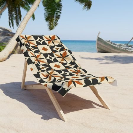 Chic Floral Print Beach Towel, Stylish Poolside Accessory, Ideal for Summer Vacations, Perfect for Beach Days, Trendy Gift for Beach Lovers
