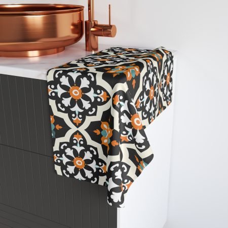 Bohemian Chic Hand Towel - Vibrant Floral Pattern for Home Decor