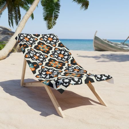 Vibrant Moroccan Pattern Beach Towel - Perfect for Summer Fun